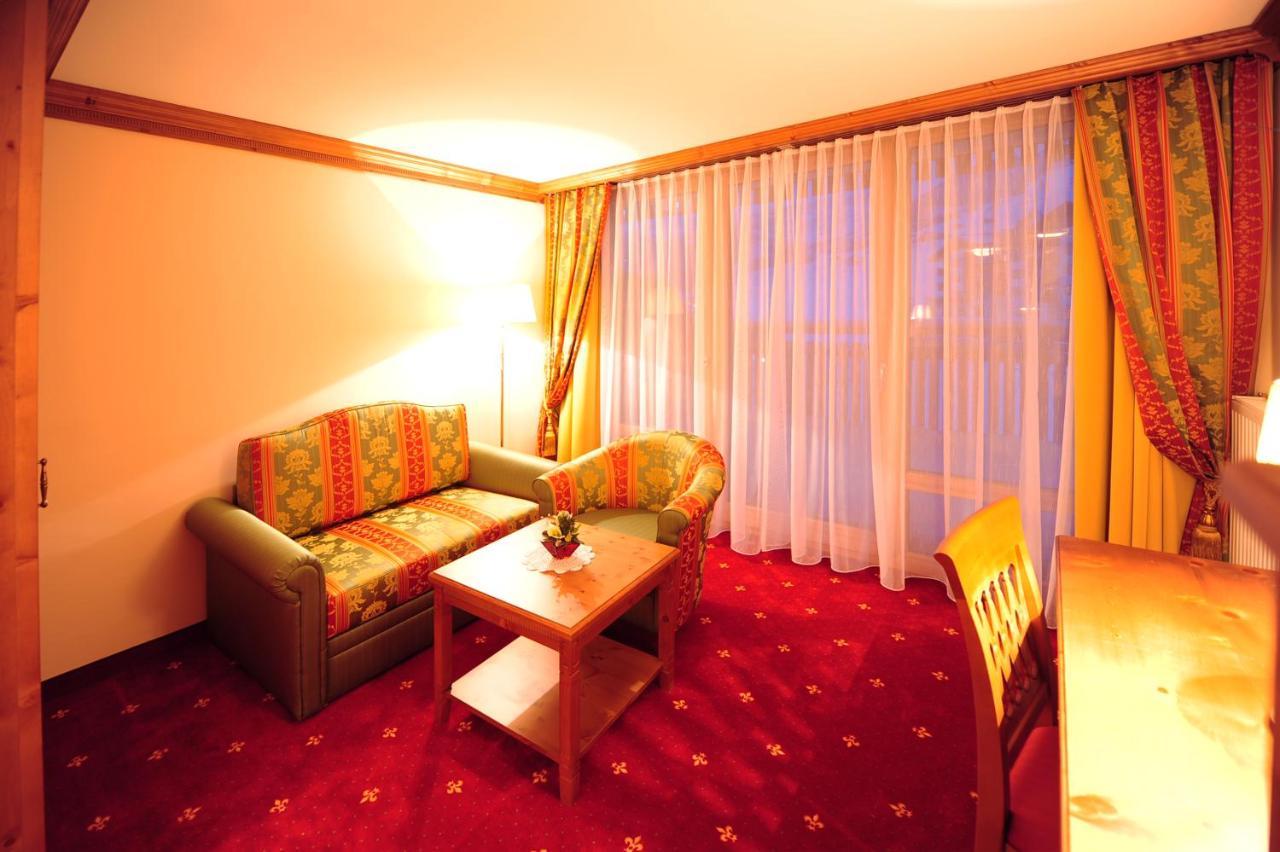 Hotel Max Serfaus Ngoại thất bức ảnh